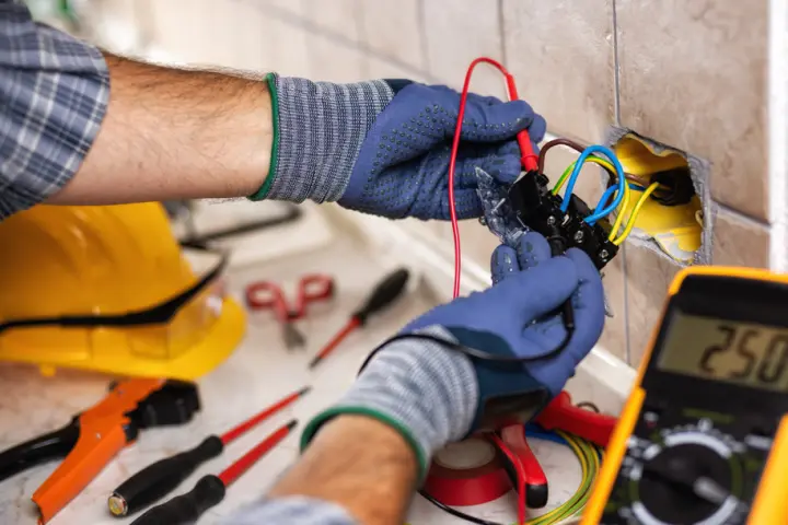 Electrical testing in Nottingham
