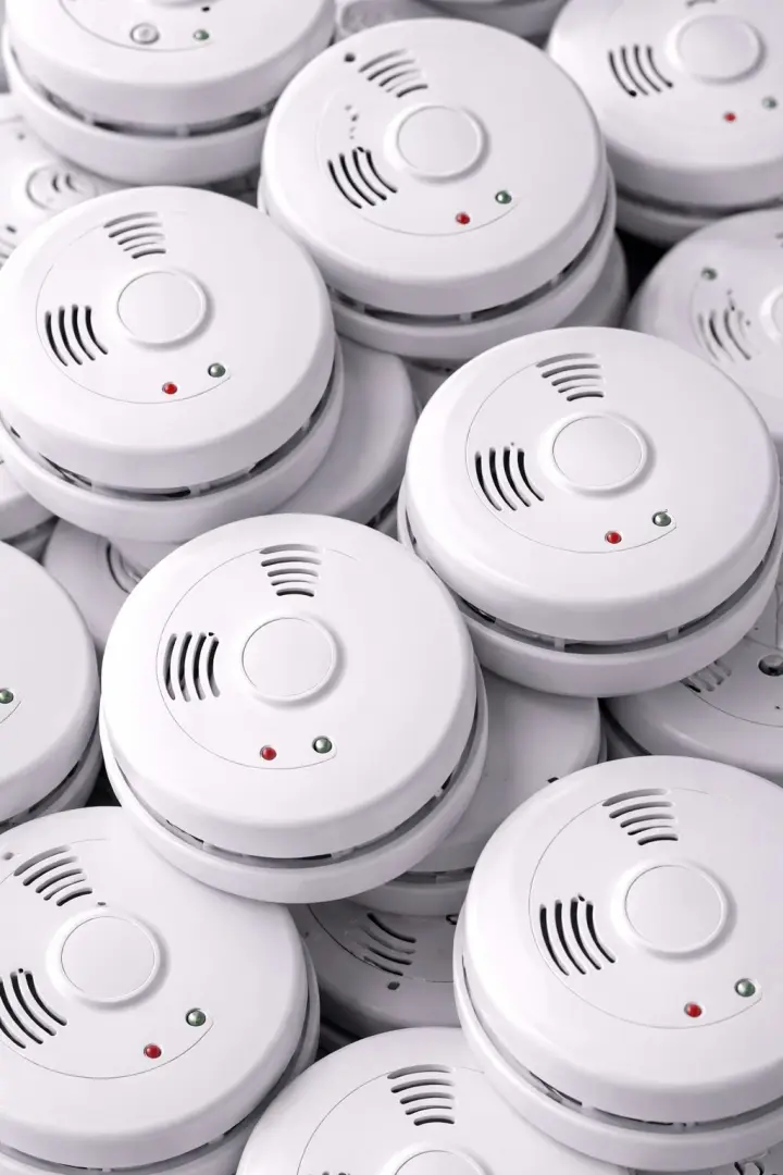 Domestic fire and smoke alarms installed in Nottingham